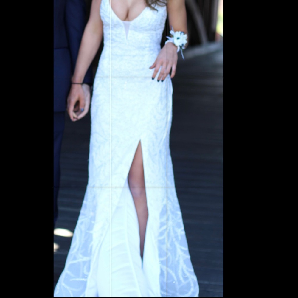 Primavera formal gown. Size 8